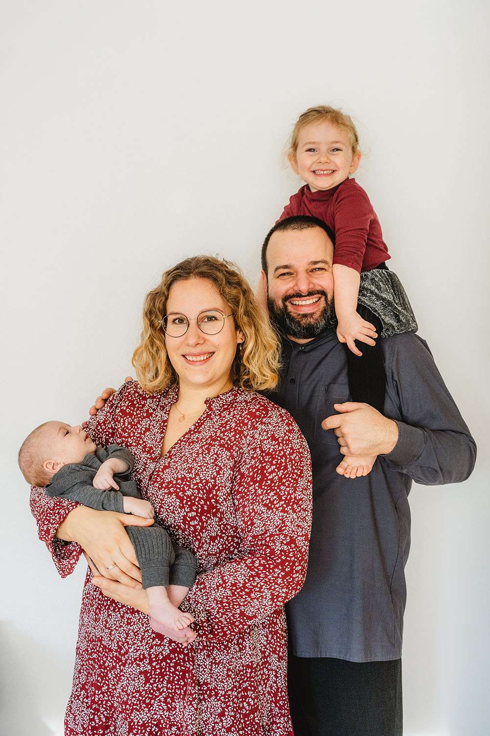 Foto einer glücklichen Familie