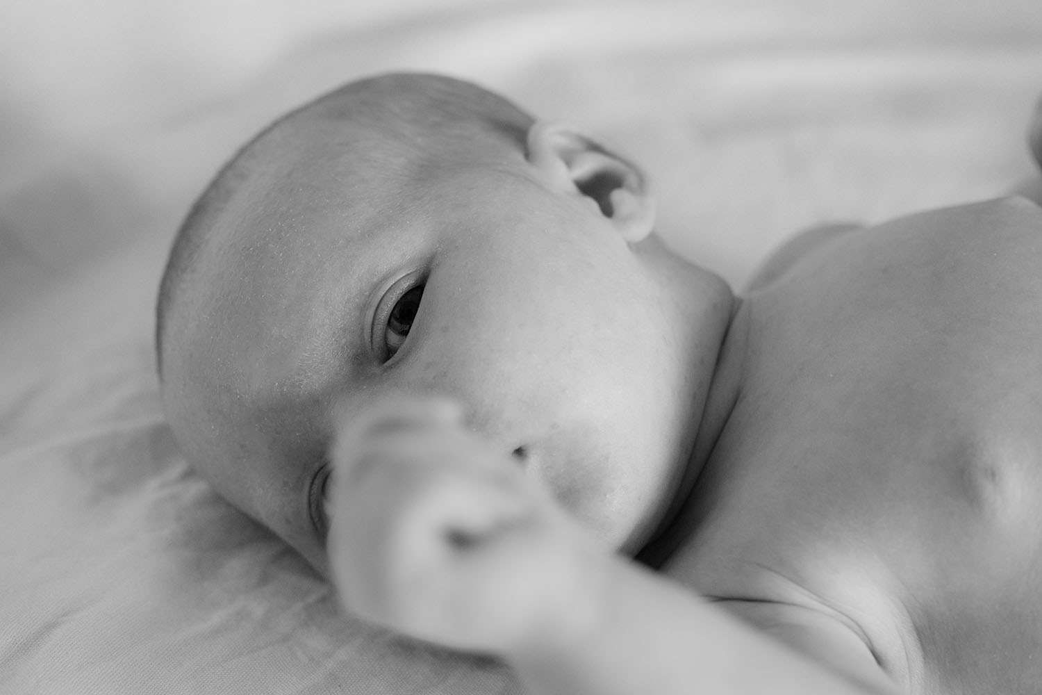 Nahes Portrait von einem Baby