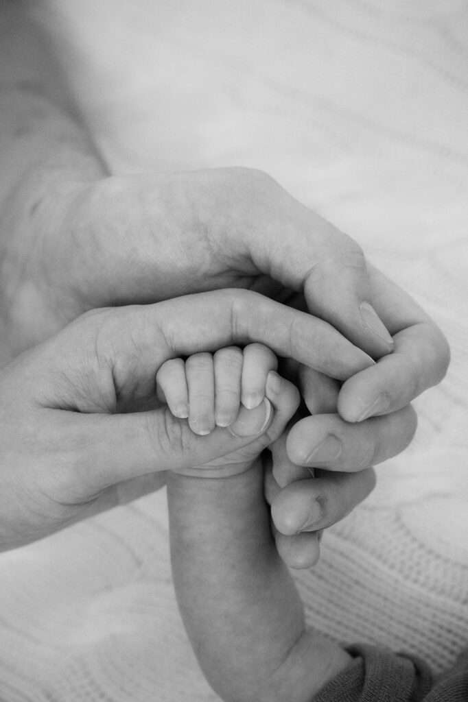 Hände vom Baby, Mama und Papa